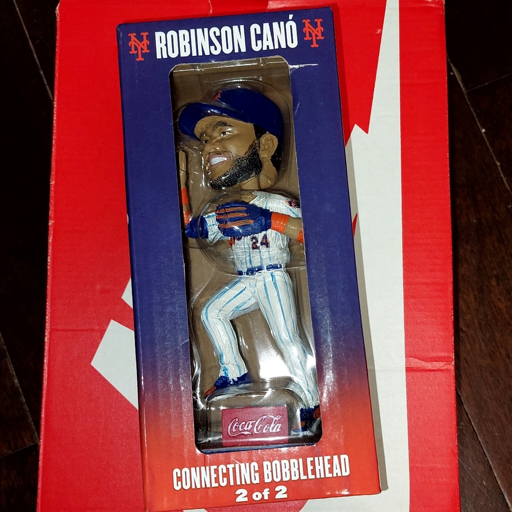NEW ROBINSON CANÓ BOBBLEHEAD